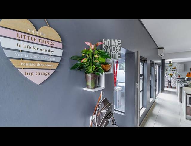 3 BEDROOM HOUSE FOR SALE IN MIDSTREAM MEADOWS